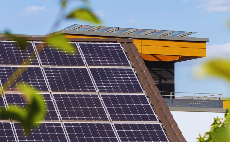 Integrating Solar Panels with Existing Energy Systems - Heat IQ